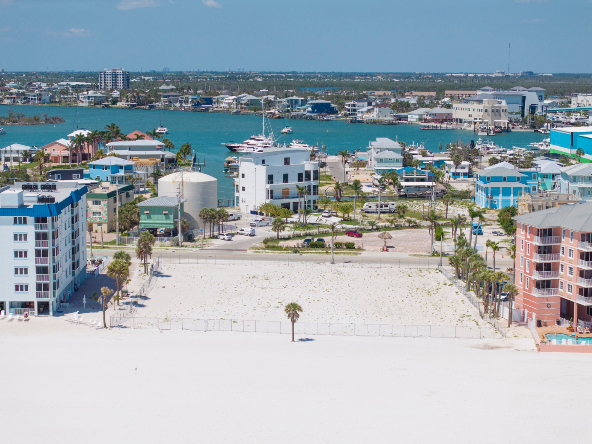 Aerial view of 800-802 Estero Blvd